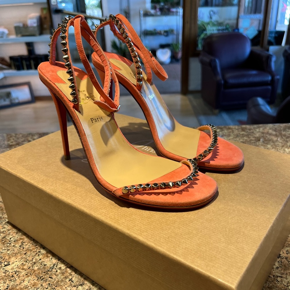 Christian Louboutin So Me 100 Suede Pink Heels